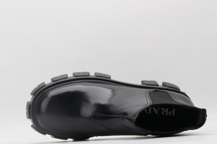 Pra*a Boots