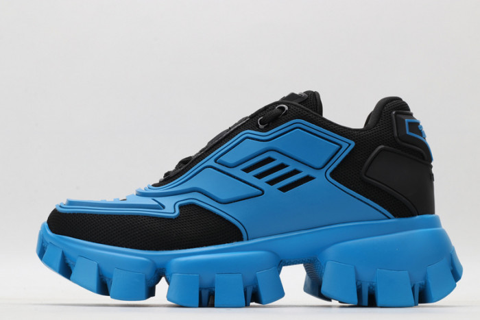 Pra*a sneaker