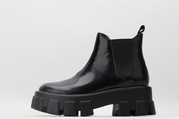 Pra*a Boots