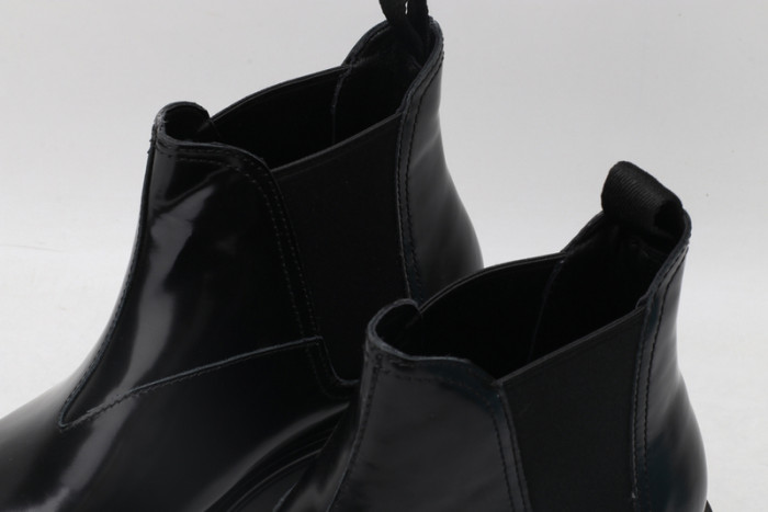 Pra*a Boots