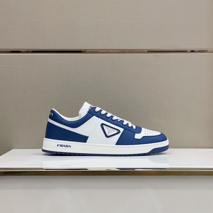 Pra*a sneaker