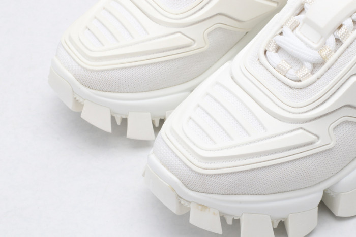 Pra*a sneaker