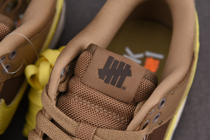 Undefeated x Dunk Low SP 