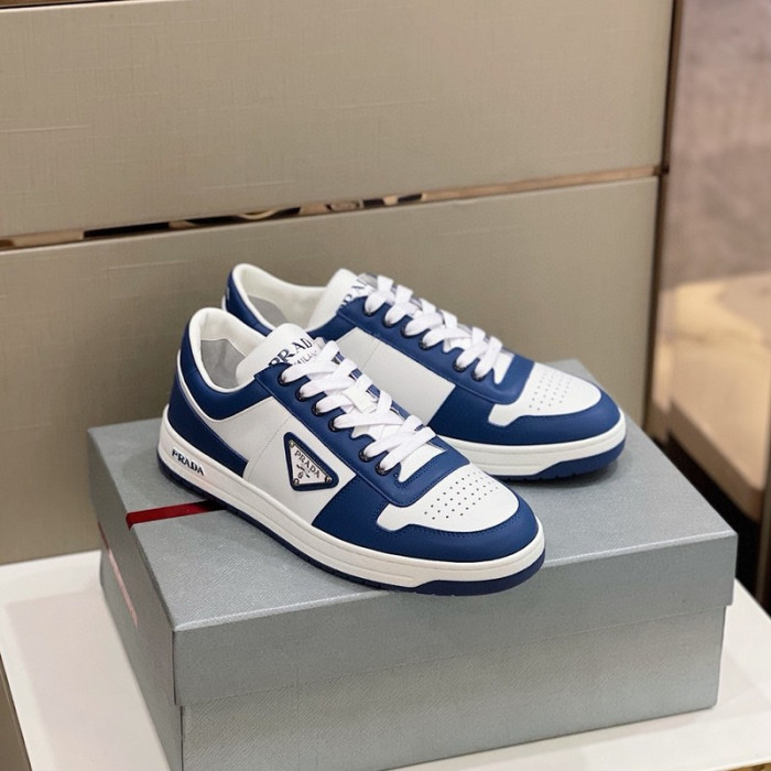 Pra*a sneaker
