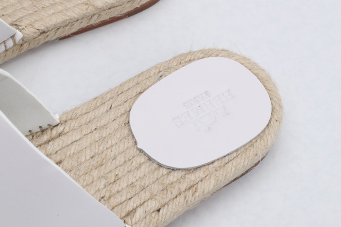 H**me5 SANDALS