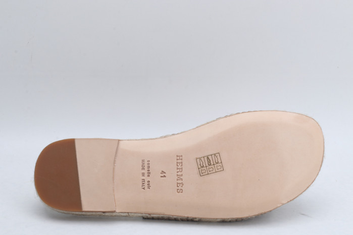H**me5 SANDALS