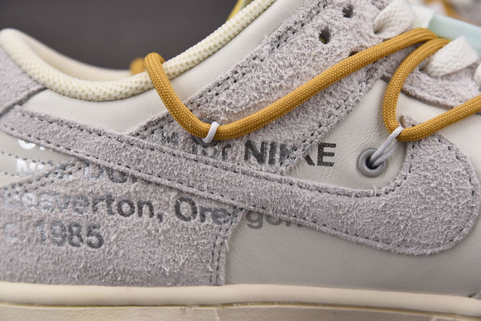 DUNK LOW 