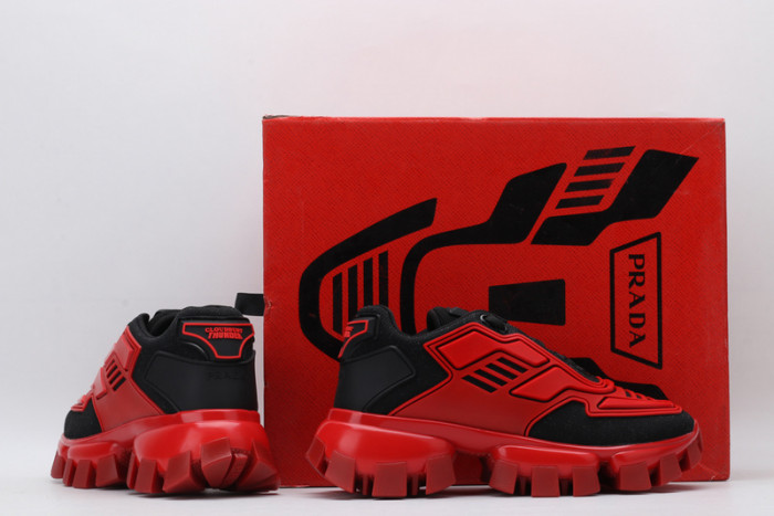 Pra*a sneaker
