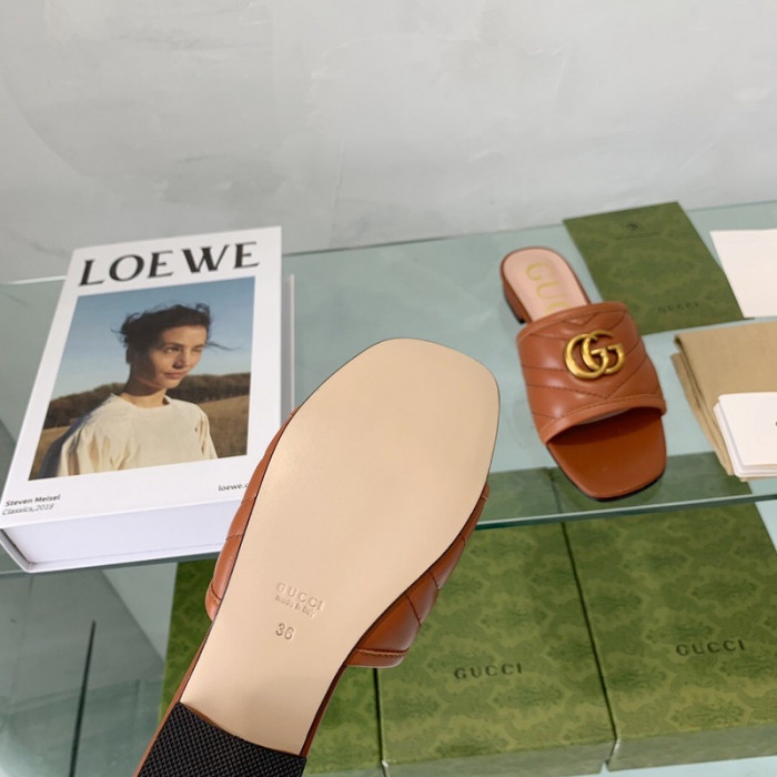 Gvc*1 SANDAL