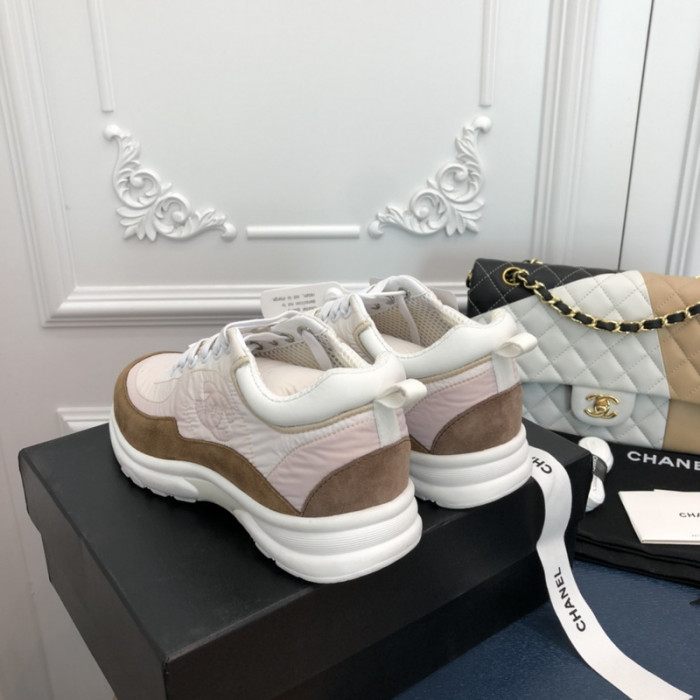 Ch**el sneaker