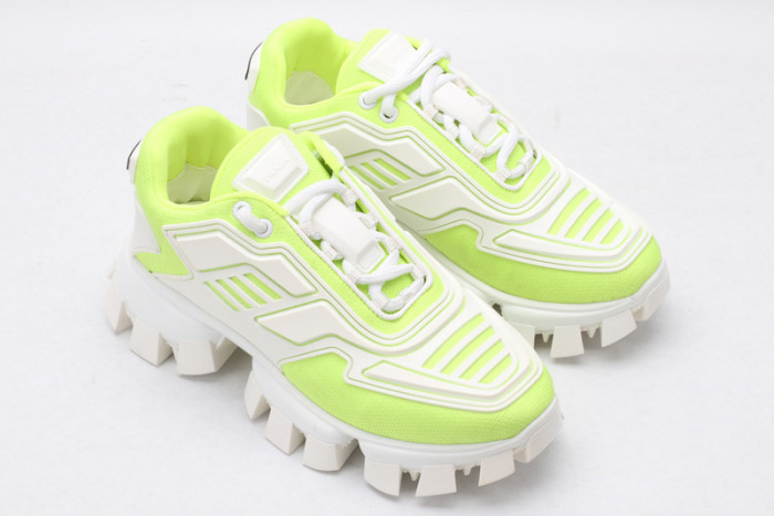 Pra*a sneaker