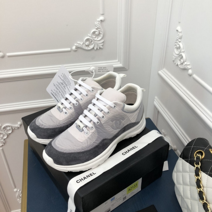 Ch**el sneaker