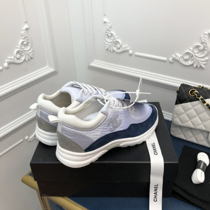 Ch**el sneaker