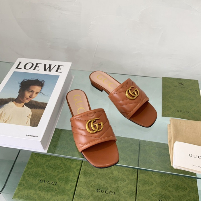 Gvc*1 SANDAL