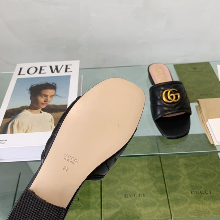 Gvc*1 SANDAL
