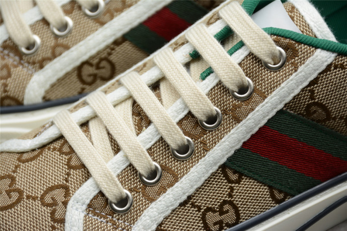 Gvc*1 sneaker