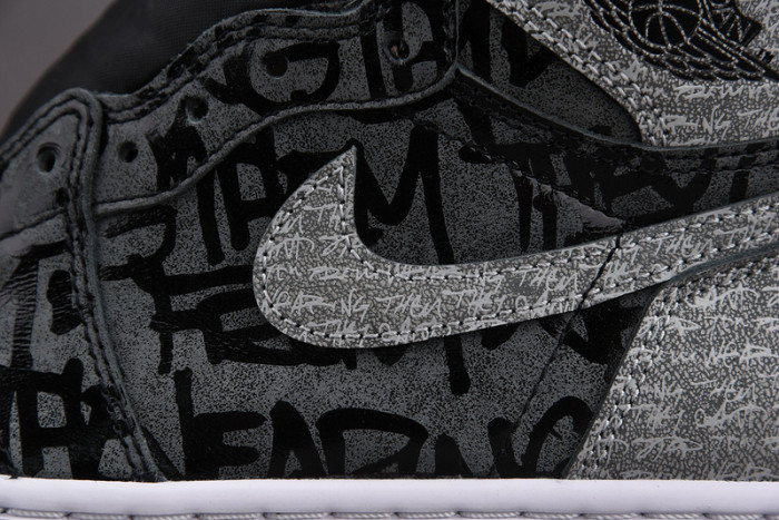 Air Jordan 1 Rebellionaire Banned 555088-036