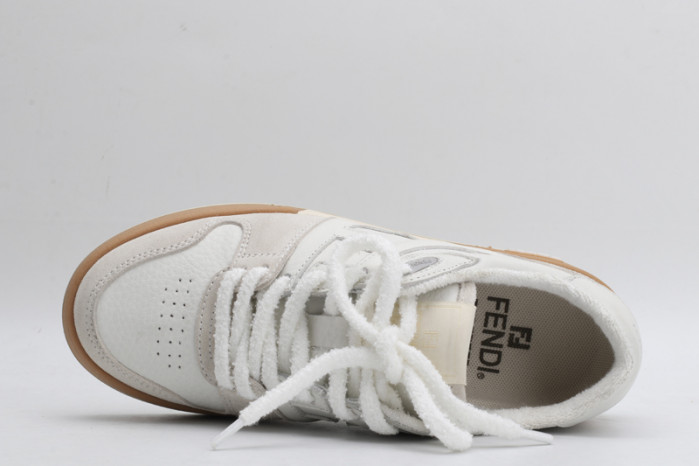 F**di SNEAKER