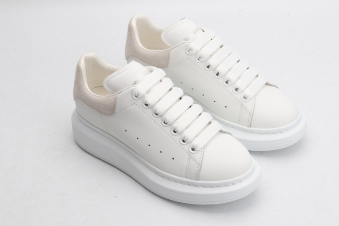 A1exa*der Mcqv*en OVERSIZED