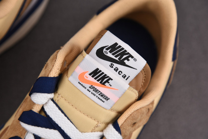 Nike Vaporwaffle sacai Sesame Blue Void - DD1875-200