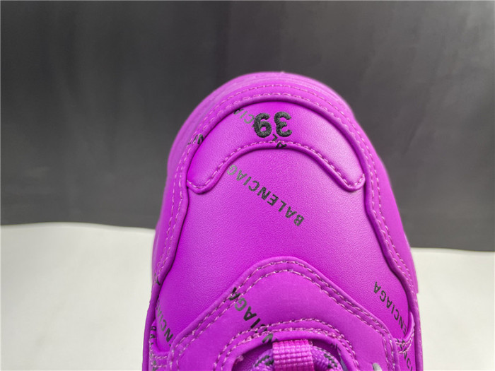 BLCG SNEAKER TRIPLE.S.