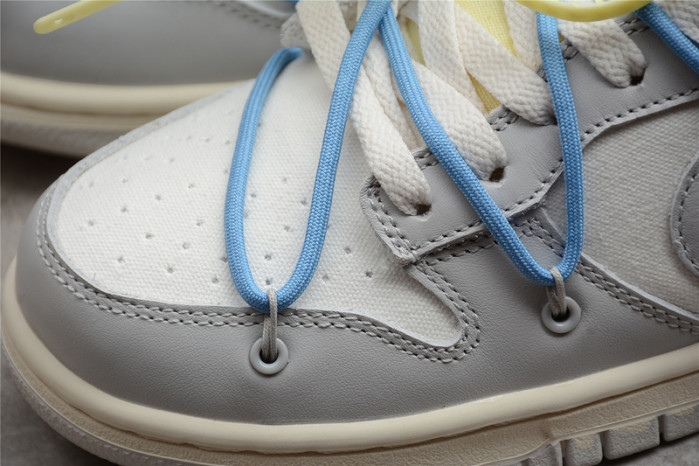 DUNK LOW 