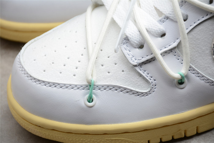 DUNK LOW 