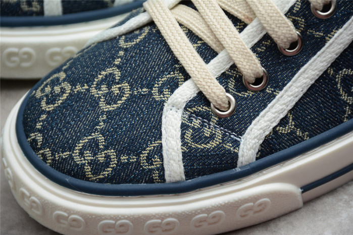 Gvc*1 sneaker