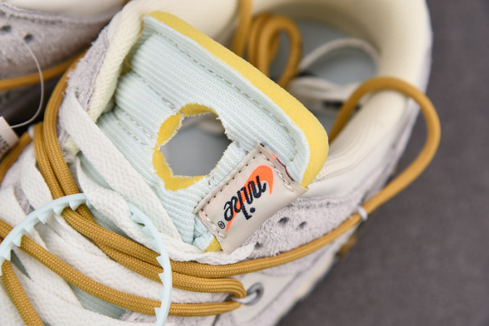 DUNK LOW 