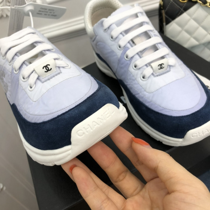 Ch**el sneaker