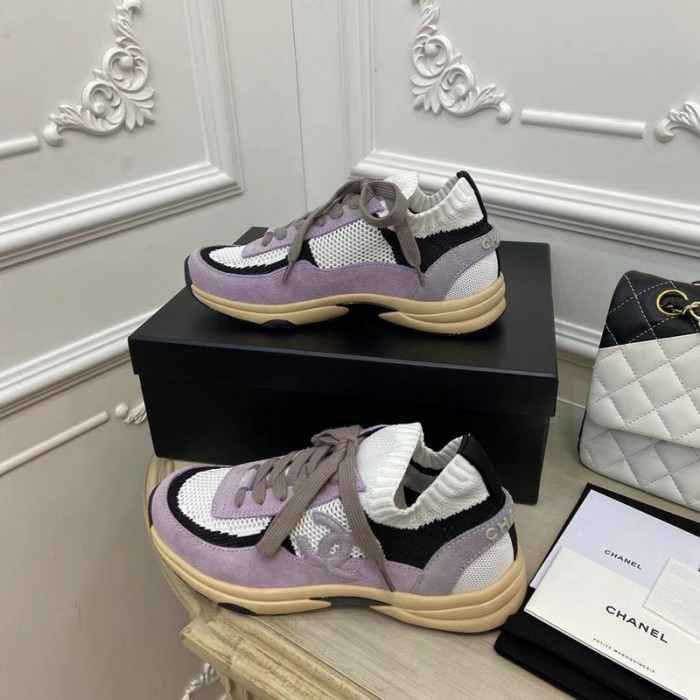 Ch**el sneaker