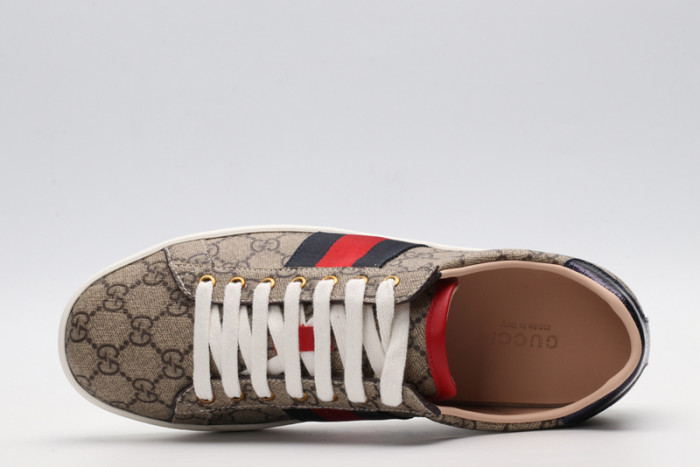 Gvc*1 Platform Sneaker