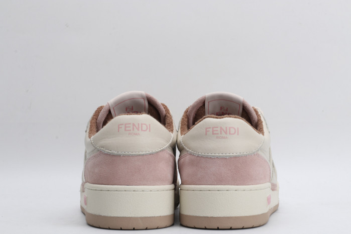 F**di SNEAKER