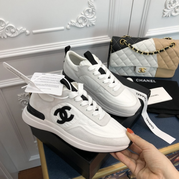 Ch**el sneaker