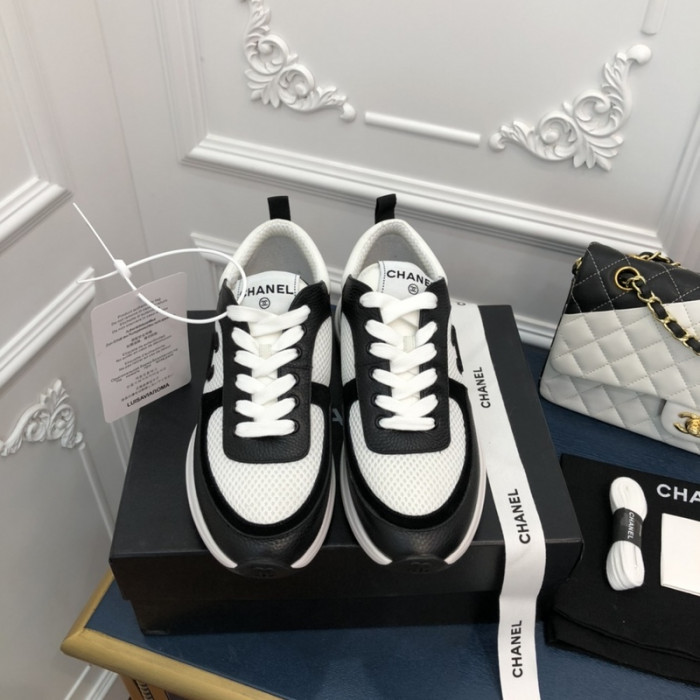 Ch**el sneaker