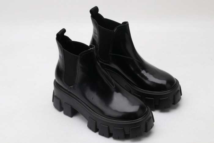 Pra*a Boots
