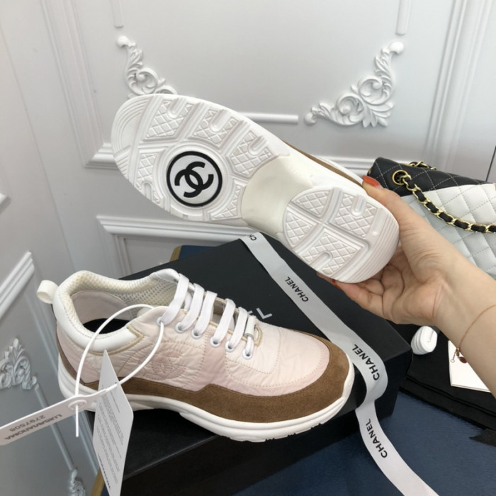 Ch**el sneaker