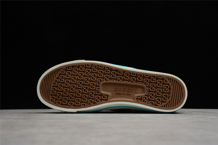 Gvc*1 sneaker