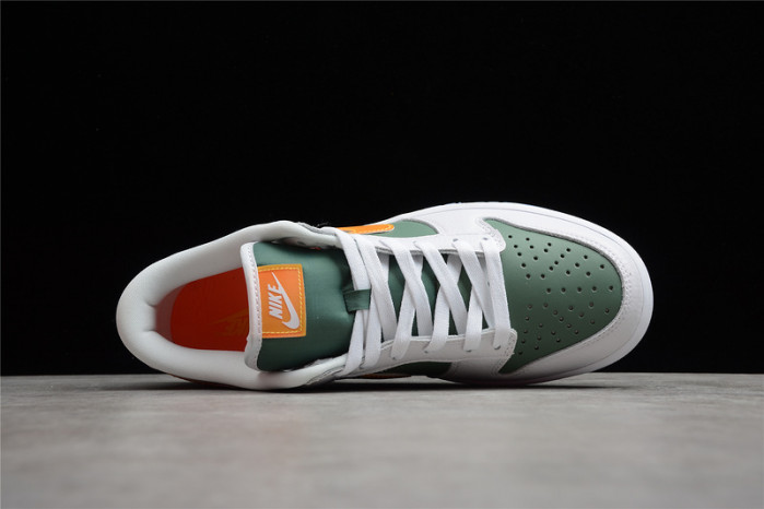 Nike Dunk Low NY vs. NY - DN2489-300