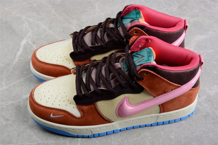 SOCIAL STATUS X DUNK MID 