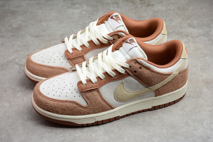 Nike Dunk Low PRM "Medium Curry" DD1390-100