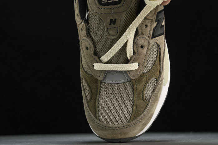 New Balance M992J2
