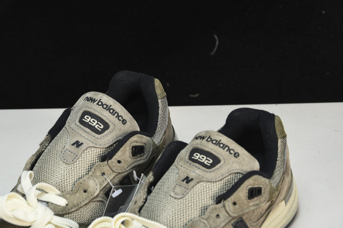 New Balance M992J2