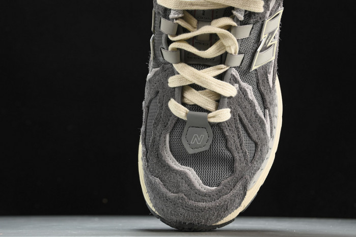 New Balance M1906DA