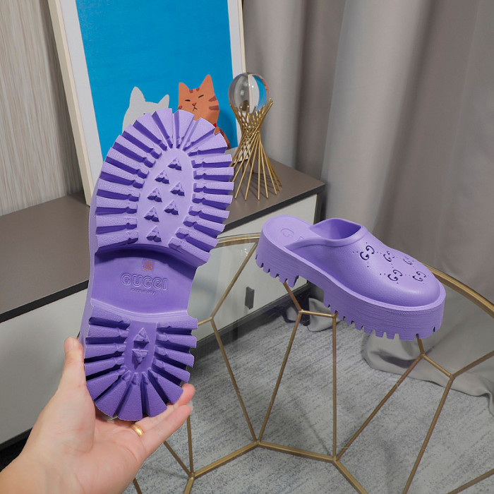 Gvc*1 SANDAL