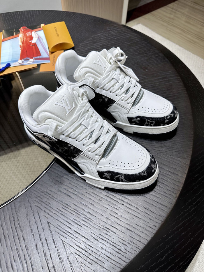 LO1_VTS SNEAKER