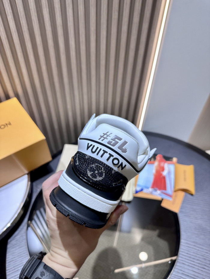 LO1_VTS SNEAKER