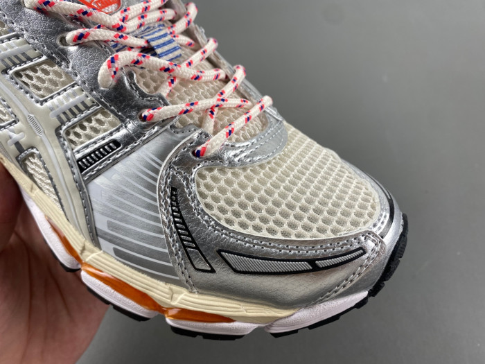 KITH Ronnie Fieg x As1cs Gel Kayano 12.1 "Knicks" 1203A555-101