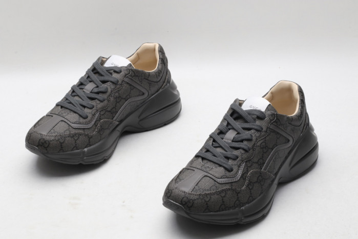 Gvc*1 sneaker