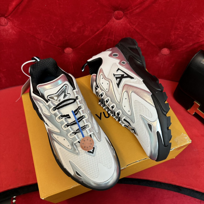 LO1_VTS SNEAKER